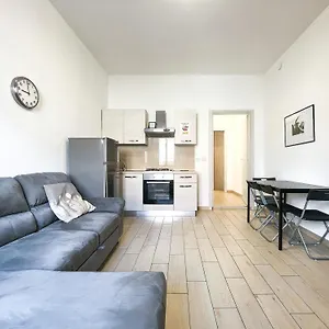 Along The Canal Smart Flat Naviglio - 4 People Italia